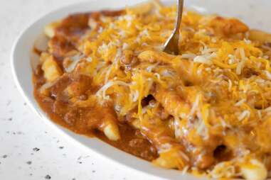 chili cheese fries