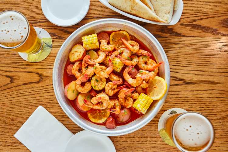 Dallas Restaurants Open On Christmas Day During The Holidays Thrillist