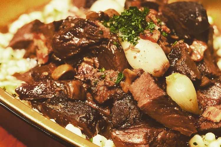 Seattle Restaurants Open On Christmas Day Where To Get Take Out Thrillist Restaurants Serving Christmas Dinner 2021 Seattle