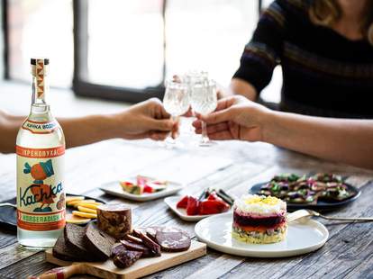 Portland years eve celebration specialty cocktails nw dancing dinner pdxpipeline year Portland New Year's Eve 2020 Parties & Events: How to Celebrate Safely - Thrillist