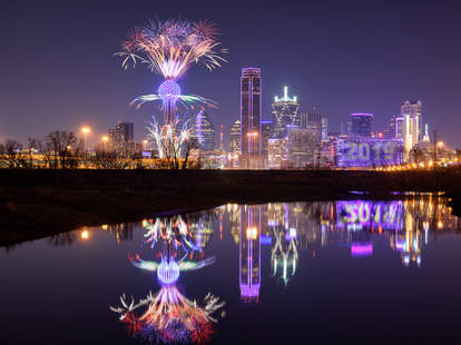 Dallas new year's eve 2020 parties & events: how to celebrate safely Dallas New Year's Eve 2020 Parties & Events: How to Celebrate Safely - Thrillist