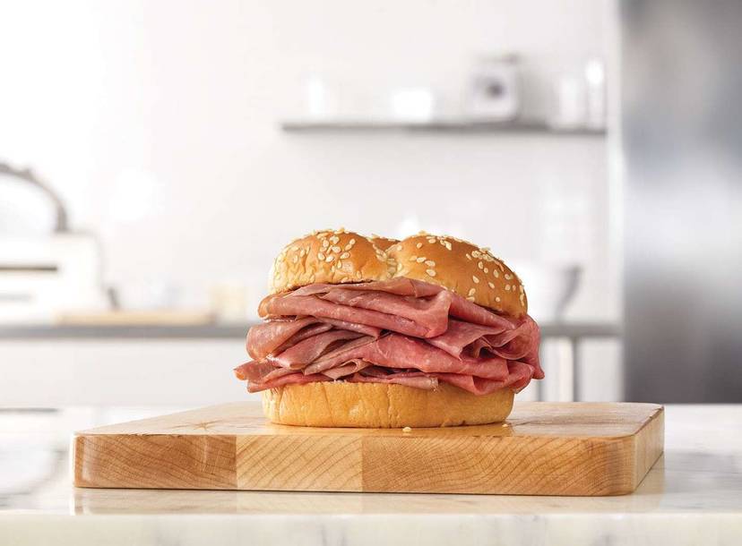 Arby S Roast Beef Sandwiches 5 For 10 Deal Is Back Right Now Thrillist