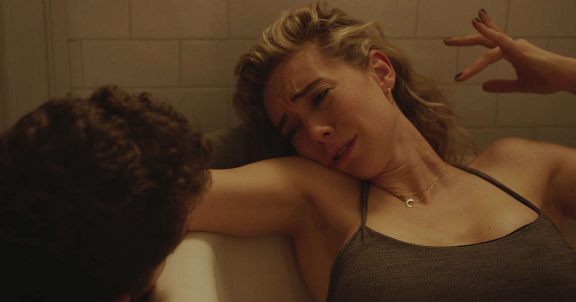 Pieces Of A Woman Review Breaking Down The Movie S Intense Opening Thrillist