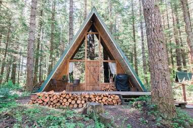 Hebe's Hideout Wooded Paradise near Mount Rainier