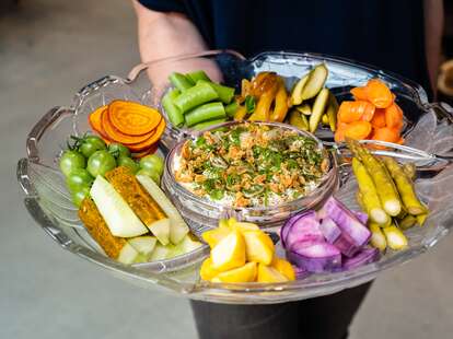 Birdie G's platter