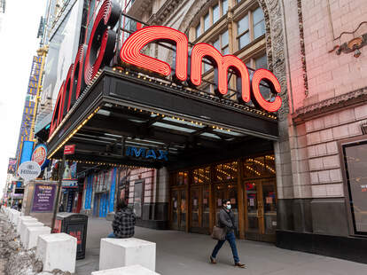 Amc Stock Surge Explained Gamestop Reddit Fuel Movie Theater Stock Surge Thrillist