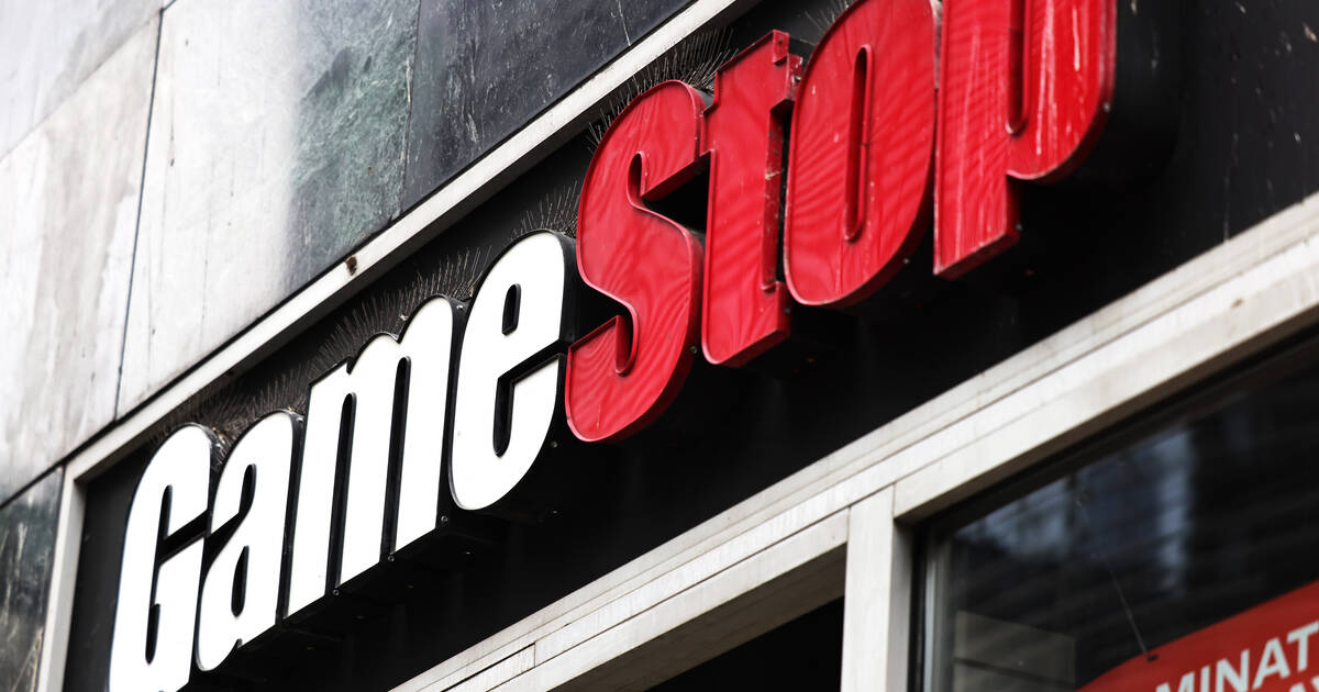 Wtf Is Going On With Reddit Gamestop And The Stock Market Nowthis