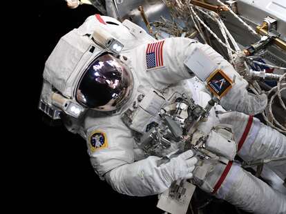 Watch the online astronauts