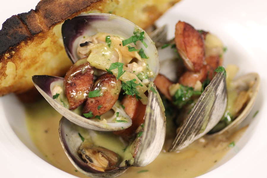 Beacon Public House at The Commons Hotel Drink Thrillist Minneapolis