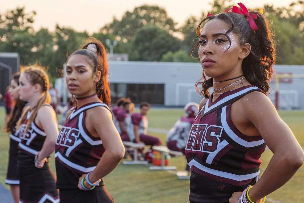 Cute School Girl - Best Teen Shows on Netflix to Watch Right Now - Thrillist