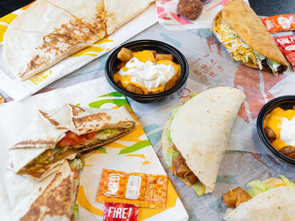 Taco Bell Potatoes Return: All the Items Coming Back on Thursday ...