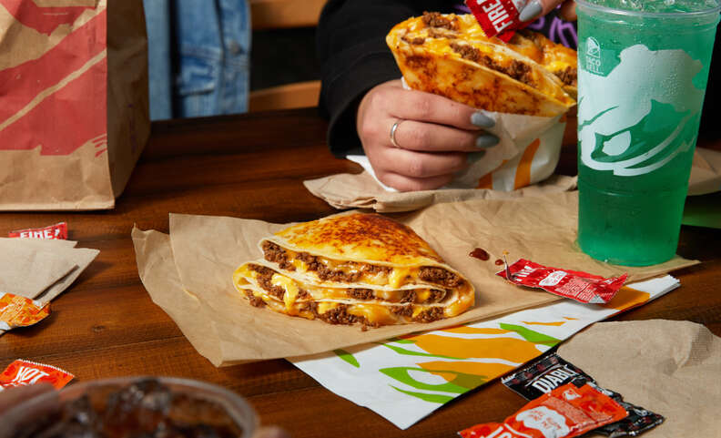 taco bell grilled cheese stacker