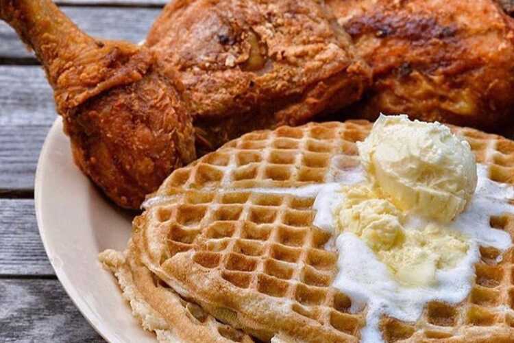 Johnny’s World Famous Chicken & Waffles