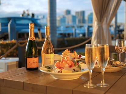 Best Brunch In Miami Good Brunch Spots To Try In Every Neighborhood Thrillist Best Brunch In Miami Good Brunch Spots To Try In Every Neighborhood Thrillist