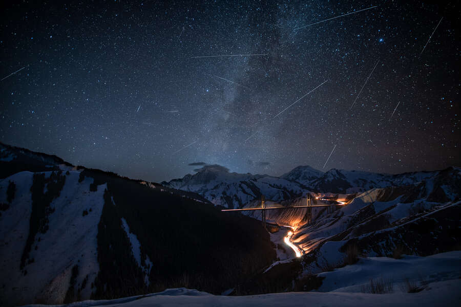 Lyrid Meteor Shower April 2021 Where to Look for Tonight's Shower Peak