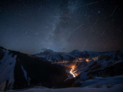 how to watch lyrid meteor shower 2021