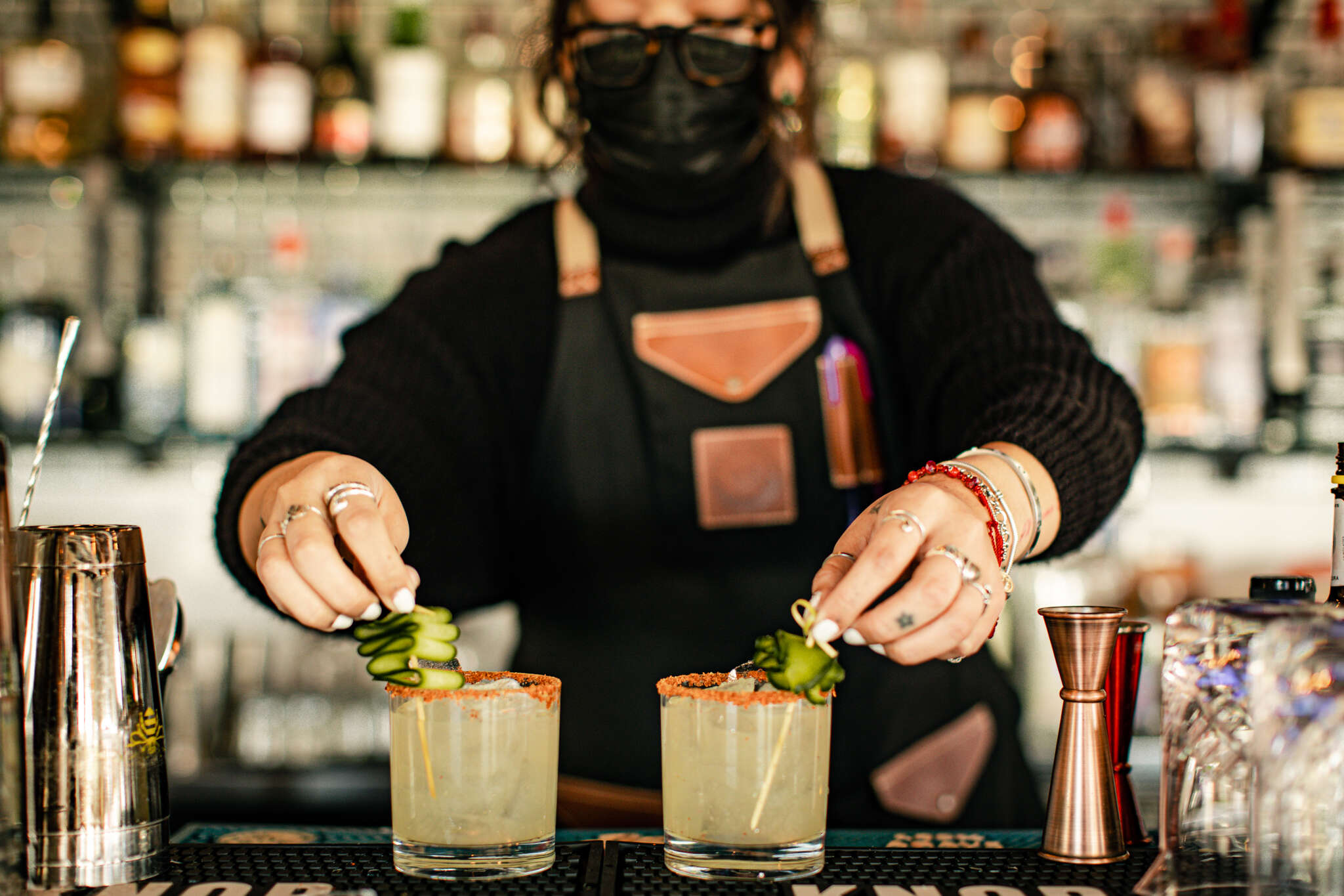 Best Bars In Houston Cool New Places To Drink Our All Time Favorites Thrillist