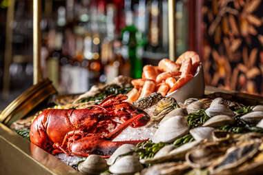 Gage & Tollner's raw bar