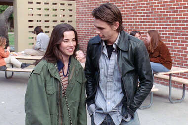 linda cardellini in freaks and geeks