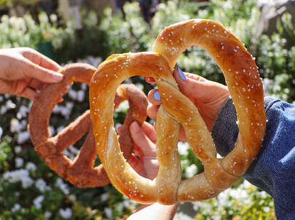 national pretzel day food deals 2021