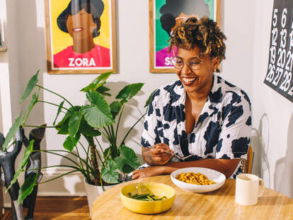 chef kia damon in her kitchen