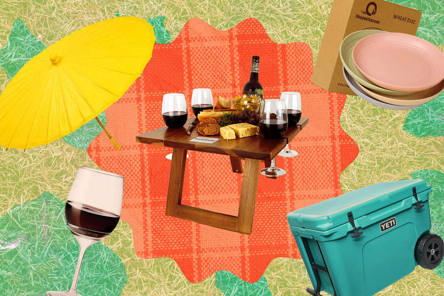 Best Picnic Supplies to Buy What You Need to Throw an Awesome Picnic
