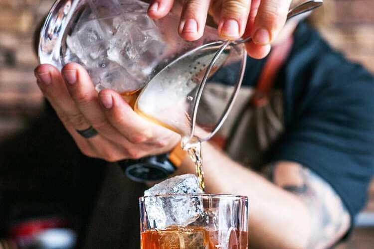 Earnest Bar & Hideaway