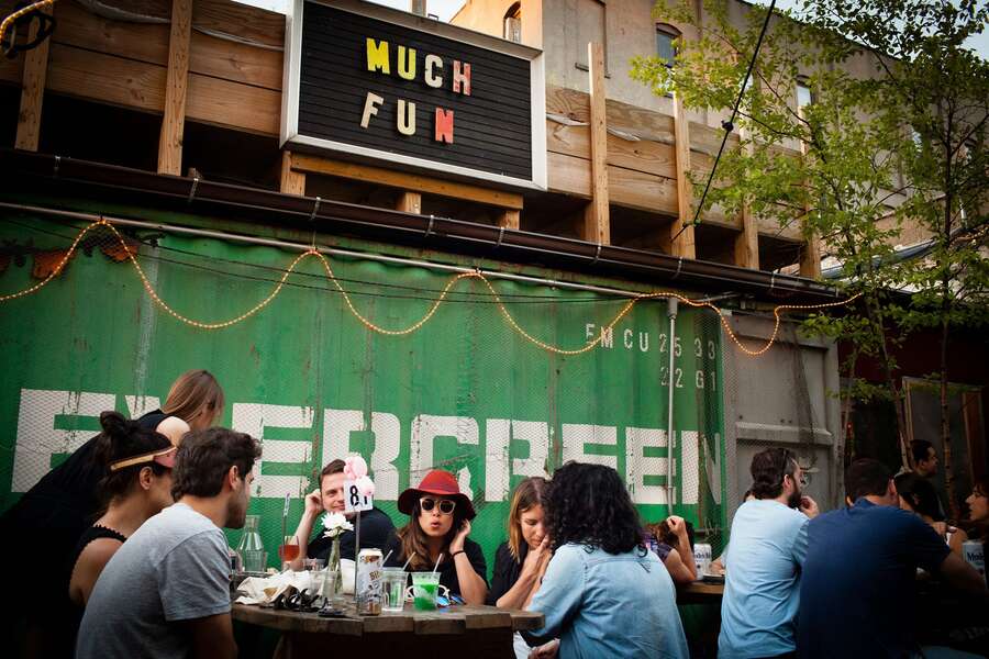 Roberta's: Brooklyn, NY - Thrillist