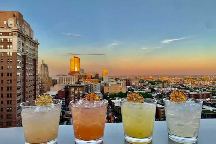 Philadelphia Rooftop Best Rooftop Bars in Philadelphia: Places to Drink Outside With a View ...