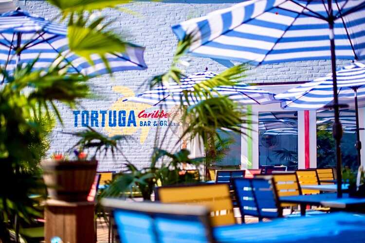 Best Rooftop Bars In Washington Dc Where To Drink With A View Thrillist Best Rooftop Bars In Washington Dc Where To Drink With A View Thrillist