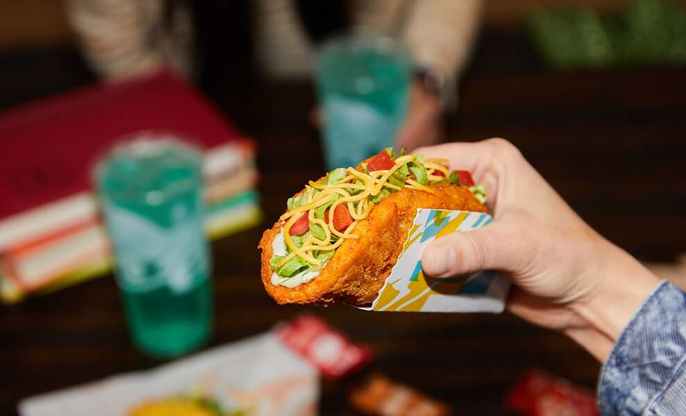 Taco Bell Is Bringing Back the Naked Chicken Chalupa - Thrillist