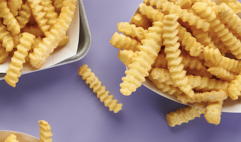 Shake Shack Offers Free Fries For Vaccinated Customers Nationwide Thrillist 5285