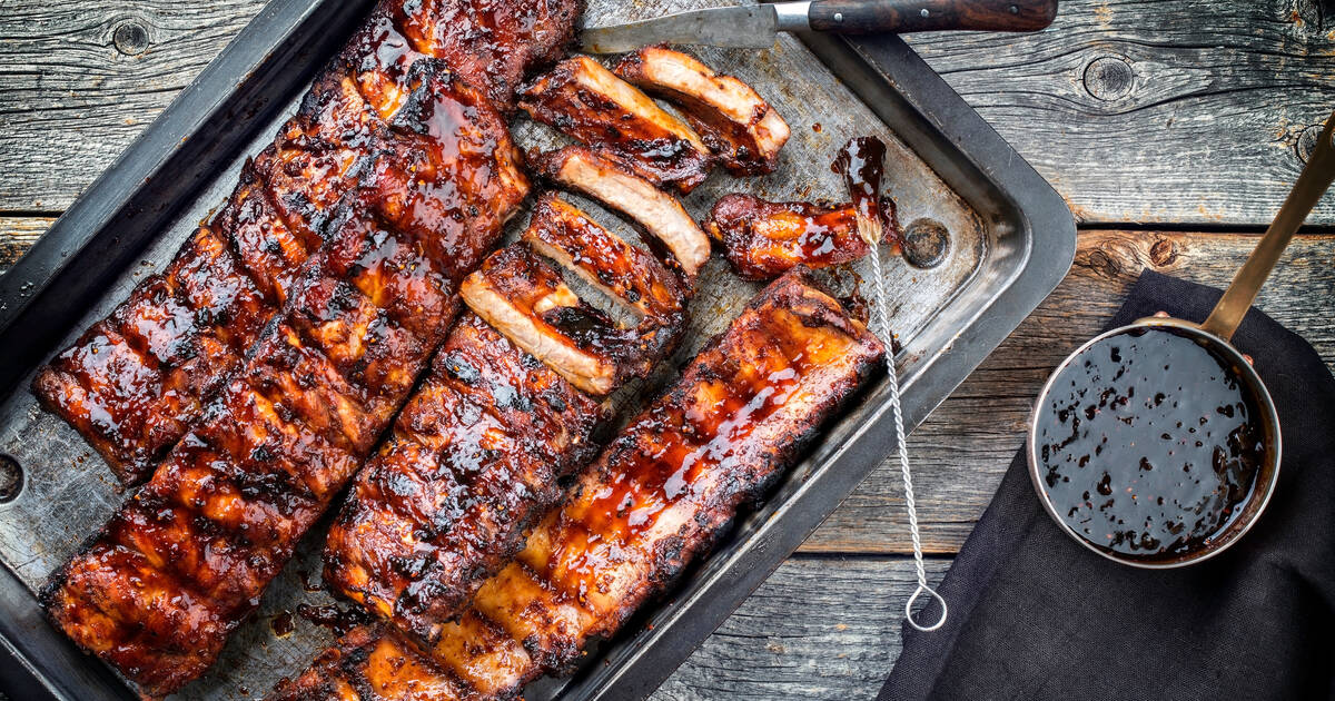 How to make huge smoked BBQ beef ribs - Jess Pryles