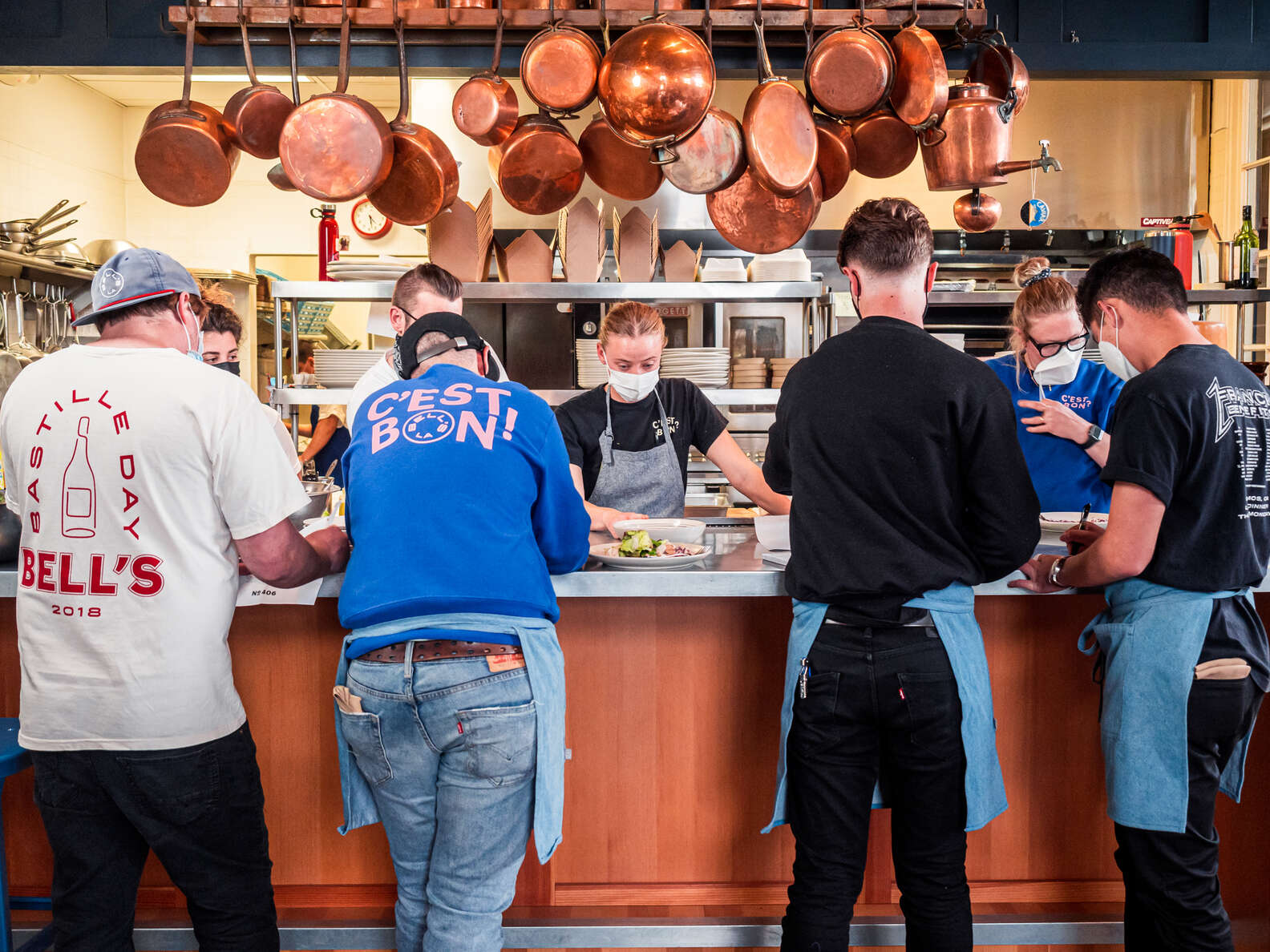 How The Pandemic Is Changing The Way Restaurant Employees Get Paid