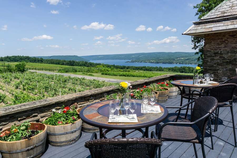 new york vineyard tours