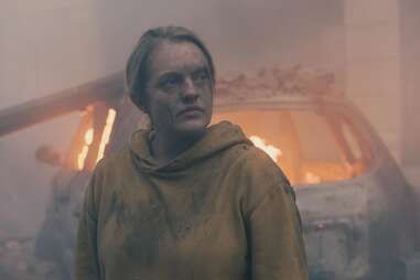 elisabeth moss the handmaid's tale