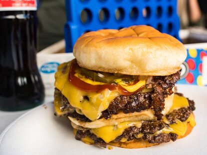Burgers Never Say Die: Los Angeles, CA - Thrillist