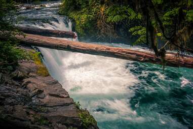 Lower Punch Bowl Falls