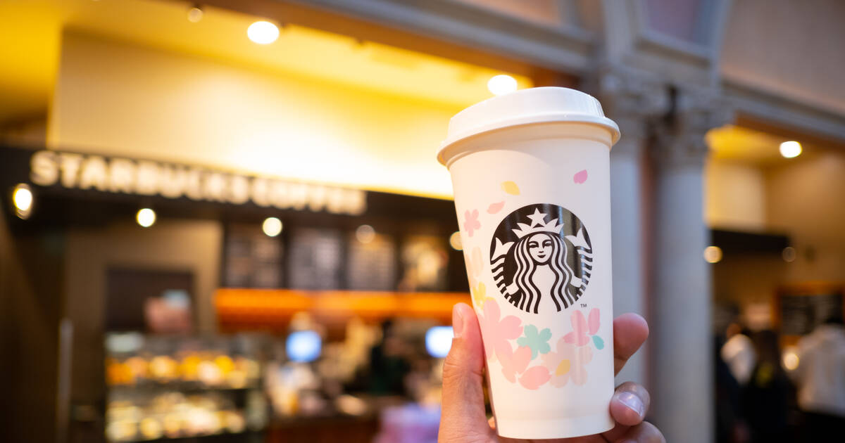 Starbucks Bringing Back Reusable Mugs With a New Contactless System