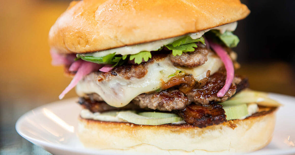 Best Burgers in Seattle: Good Burger Spots for Delivery & Takeout Now - Thrillist