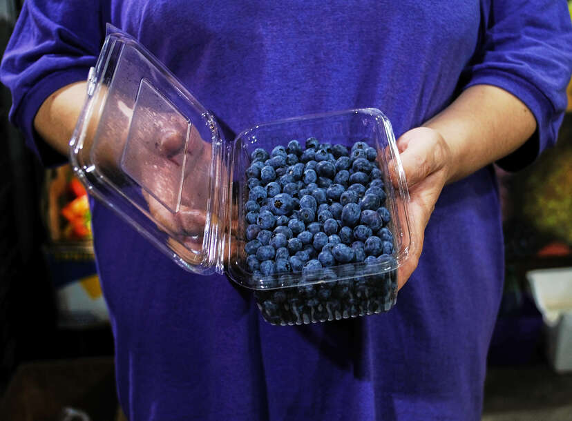 Blueberry Recall: Dole Is Recalled Blueberries in 4 States & 2 ...