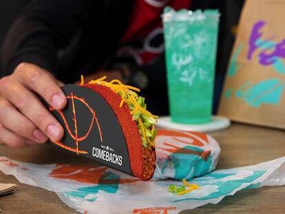 Taco Bell's Flamin' Hot Doritos Locos Tacos Are Making A Comeback ...