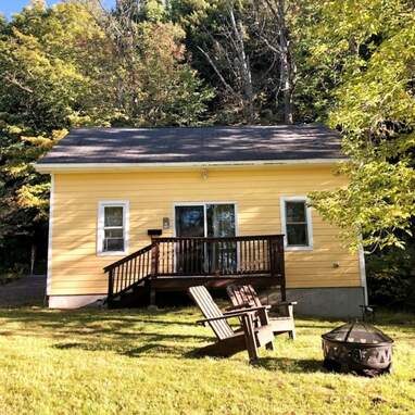 Scenic Country Chalet