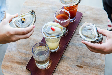 Pier 6 Seafood & Oyster House