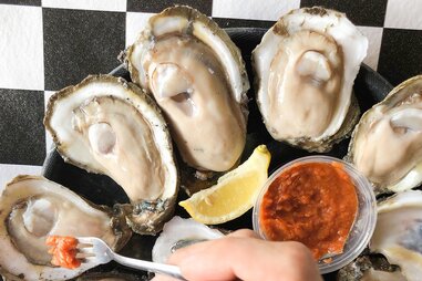 Acme Oyster House - French Quarter