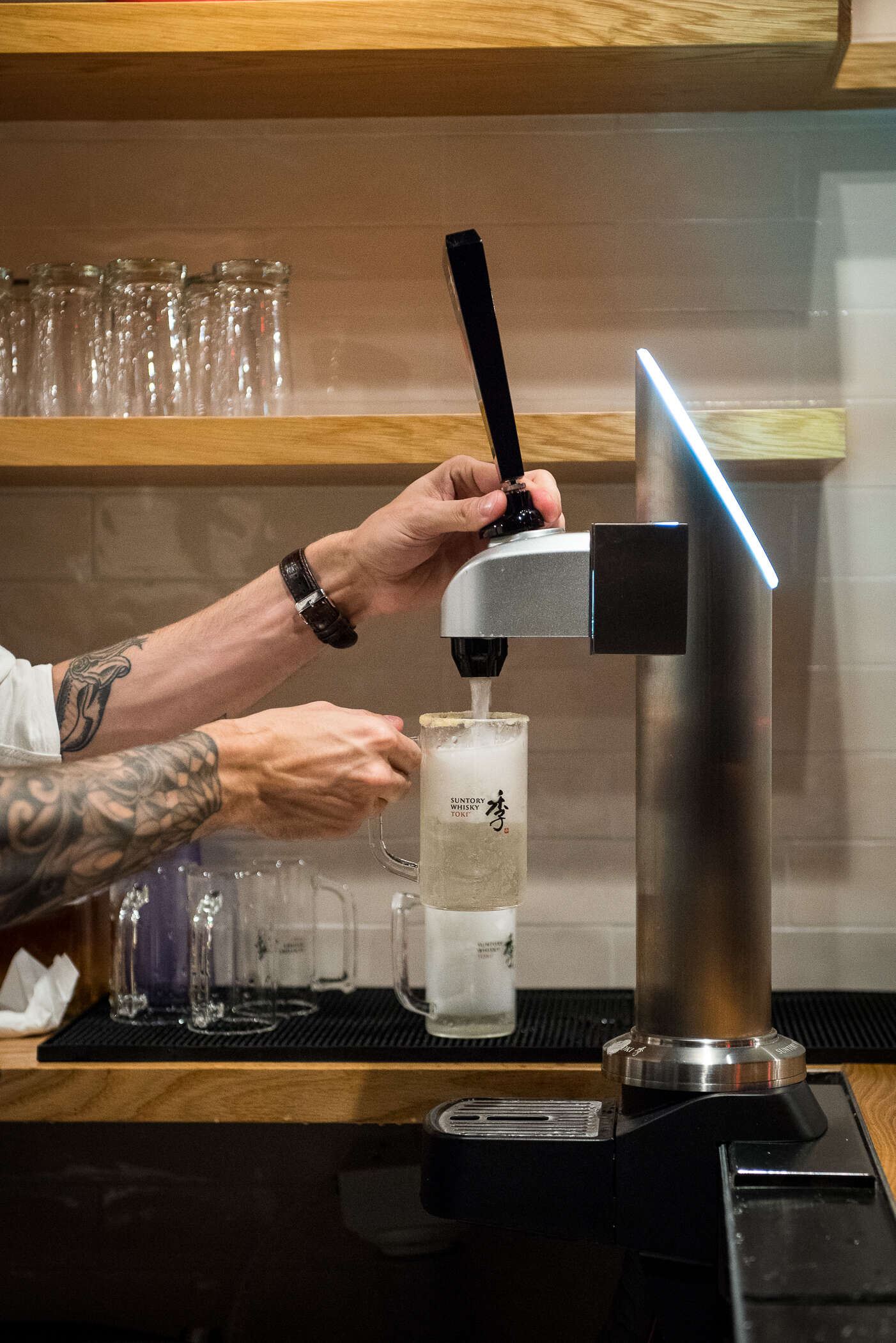 Suntory highball machine