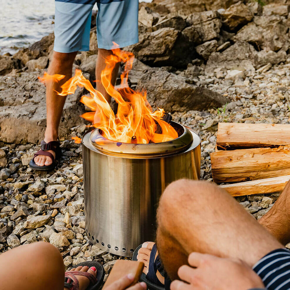 Solo Stove Fire Pit Sale: Best Backyard Fire Pits 2021 - Thrillist