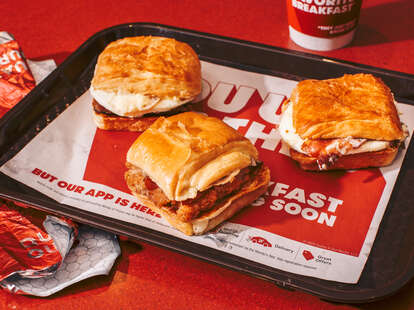 Wendys Free Breakfast Croissants How To Get The Deal This Weekend - Thrillist