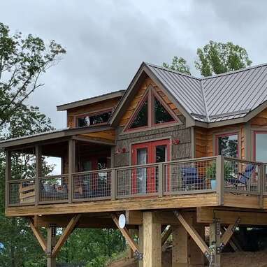 A treehouse in the Blue Ridge Mountains