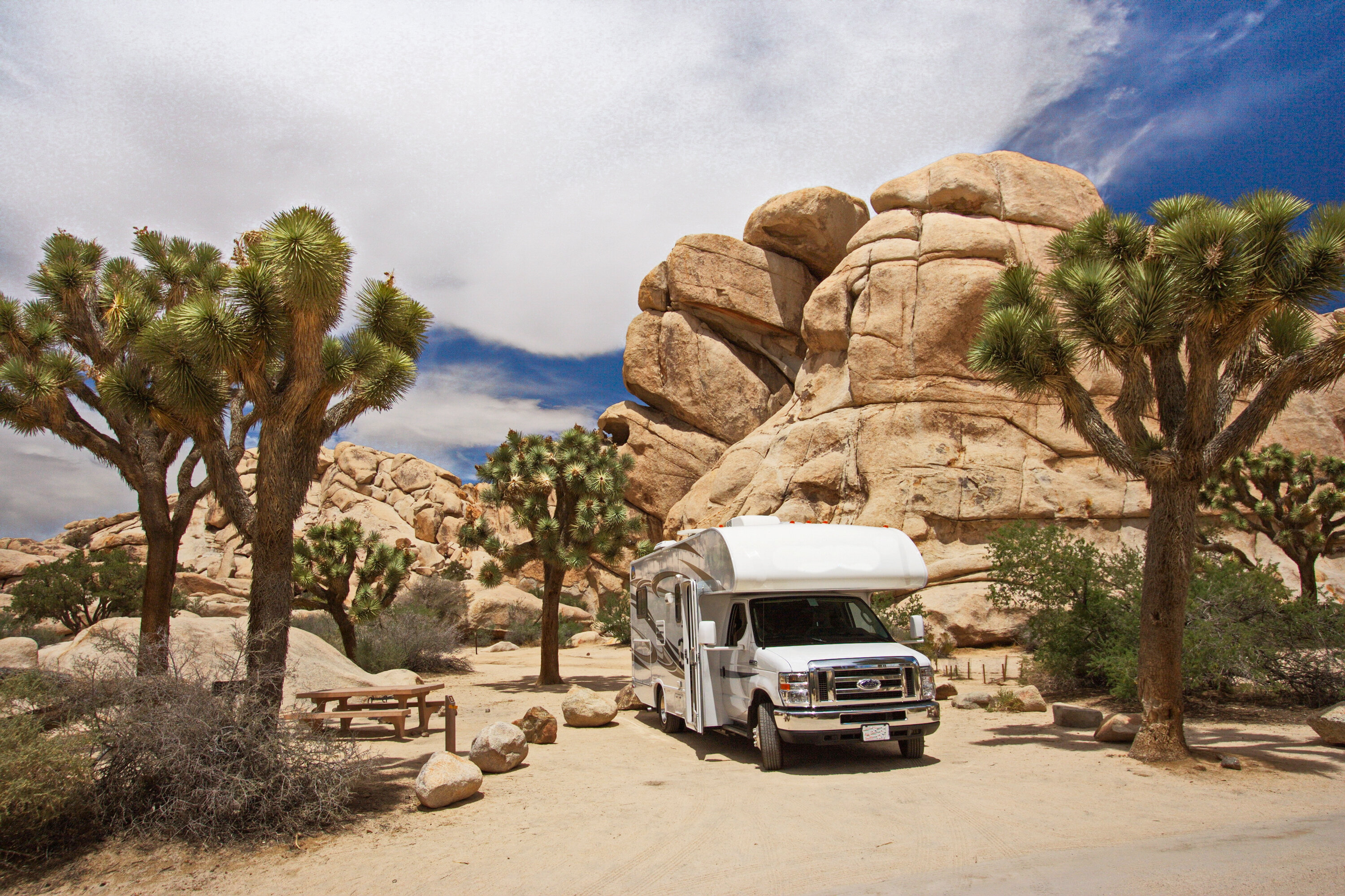 How to Actually Get Work Done While You Travel